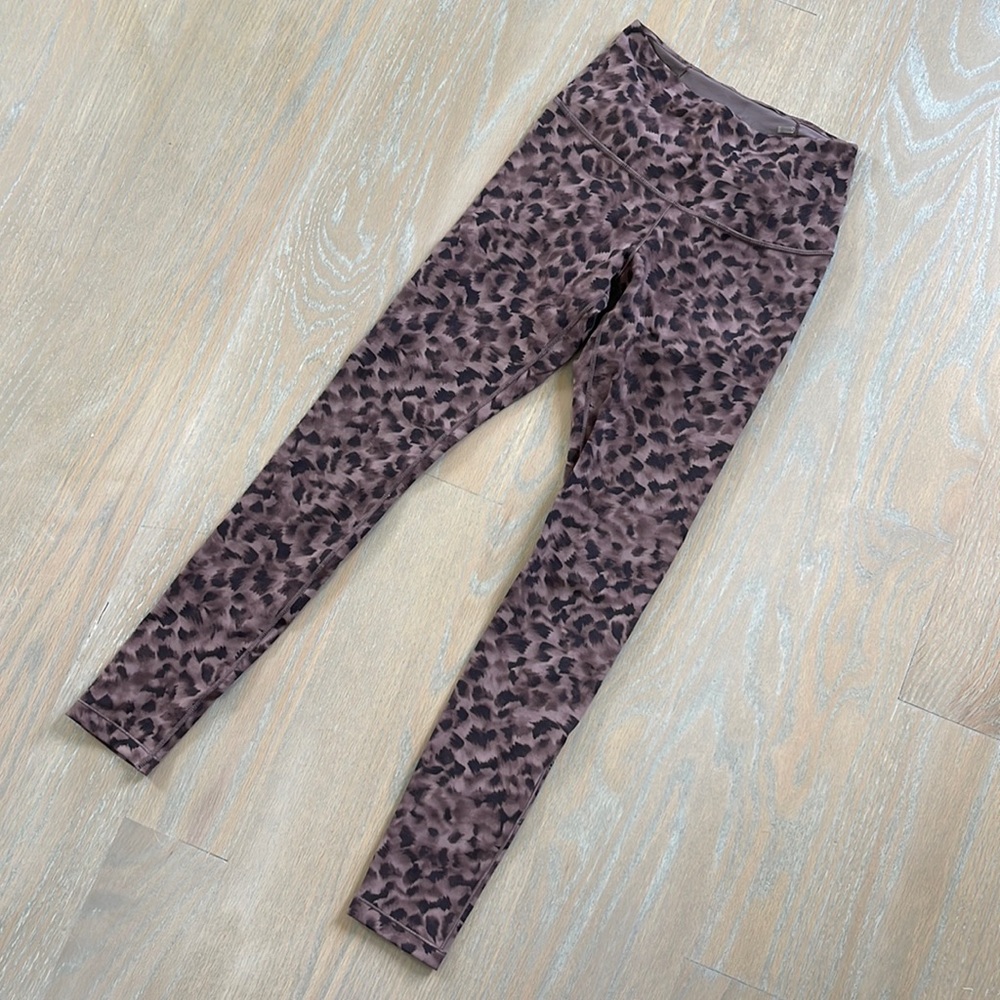 Calia by Carrie Underwood mauve leopard leggings